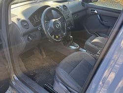 Grau Gebraucht 2011 VW Caddy Maxi Van / Kleinbus | 9.800 € (Fairer Preis)