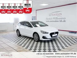 Weiß Gebraucht 2018 Hyundai i30 Passion Plus Kombi | 13.999 € (Fairer Preis)