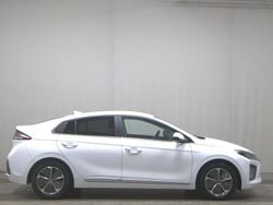 Polar white / sol Gebraucht 2022 Hyundai Ioniq Advantage Kleinwagen | 16.480 € (Fairer Preis)