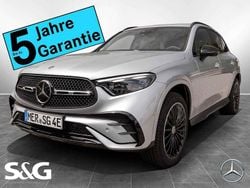 Metalliclack hightechsilber Gebraucht 2025 Mercedes GLC300e AMG SUV | 76.998 €