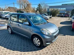 Silber Gebraucht 2009 Daihatsu Sirion Kleinwagen | 2.950 € (Fairer Preis)