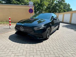 Schwarz Gebraucht 2023 Mercedes A220 Premium Plus Kleinwagen | 38.499 € (Teuer)