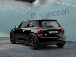Schwarz Gebraucht 2021 Mini Cooper S Classic Kleinwagen | 17.269 € (Etwas zu teuer)
