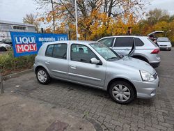 Silber Gebraucht 2010 Renault Clio II Expression Limousine | 2.199 € (Fairer Preis)