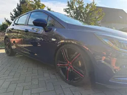 Blau Gebraucht 2017 Opel Astra Selection Limousine | 10.800 € (Guter Preis)