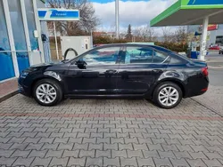 Schwarz Gebraucht 2017 Skoda Octavia Style Limousine | 16.000 € (Teuer)
