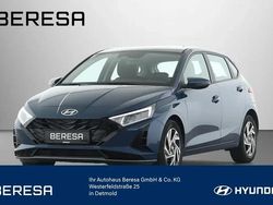 Blau Neu 2025 Hyundai i20 Trend Limousine | 18.580 € (Superpreis)