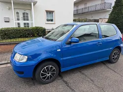 Blau Gebraucht 2000 VW Polo Kleinwagen | 400 € (Guter Preis)