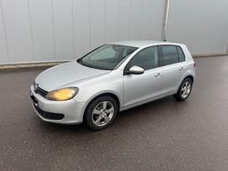 Silber Gebraucht 2010 VW Golf Trendline Limousine | 2.700 € (Etwas zu teuer)