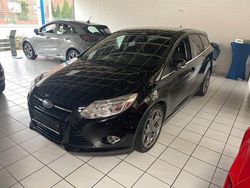 Schwarz Gebraucht 2013 Ford Focus Titanium Limousine | 8.990 € (Teuer)