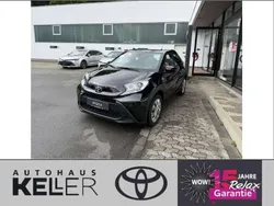 Mysticschwarz mica metallic Neu 2025 Toyota Aygo Business Edition Kleinwagen | 18.990 €