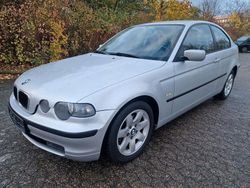 Silber Gebraucht 2003 BMW 318 Coupé | 4.970 € (Teuer)