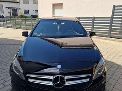 Schwarz Gebraucht 2013 Mercedes A200 AMG Limousine | 7.800 €