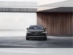 Schwarz (onyx black metallic) Neu 2025 Volvo V90 Core Kombi | 78.690 €