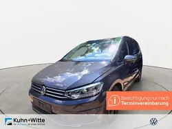 Grau Gebraucht 2021 VW Touran Highline Van / Kleinbus | 28.325 € (Fairer Preis)