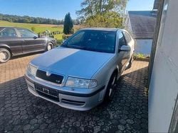 Grau Gebraucht 2001 Skoda Octavia RS Limousine | 1.500 € (Superpreis)