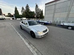 Grau Gebraucht 2002 Mercedes E270 Avantgarde Limousine | 3.950 € (Fairer Preis)