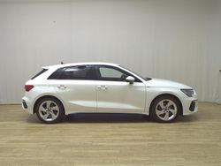 Weiss Gebraucht 2023 Audi A3 S-Line | 23.980 € (Superpreis)