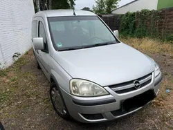 Silber Gebraucht 2008 Opel Combo Van / Kleinbus | 1.000 € (Guter Preis)
