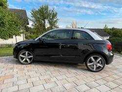 Schwarz Gebraucht 2011 Audi A1 Ambition Kleinwagen | 4.990 € (Fairer Preis)