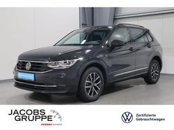 Grau Gebraucht 2021 VW Tiguan Life SUV | 23.920 € (Superpreis)