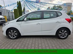 Weiß Gebraucht 2019 Hyundai ix20 Van / Kleinbus | 14.990 € (Fairer Preis)