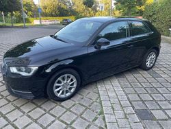 Schwarz Gebraucht 2014 Audi A3 Attraction Limousine | 6.999 € (Fairer Preis)