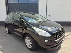 Schwarz Gebraucht 2012 Peugeot 3008 Active SUV | 3.950 € (Superpreis)