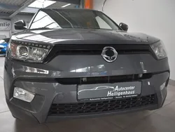 Grau Gebraucht 2015 Ssangyong Tivoli SUV | 7.480 € (Fairer Preis)