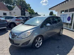 Silber Gebraucht 2011 Opel Meriva Innovation Van / Kleinbus | 2.850 € (Guter Preis)