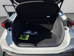 Weiß Gebraucht 2025 Toyota C-HR SUV | 34.500 € (Superpreis)