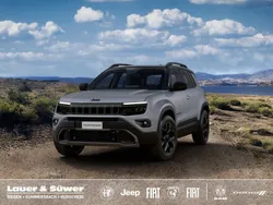 Grau Neu 2025 Jeep Avenger Overland SUV | 35.990 €