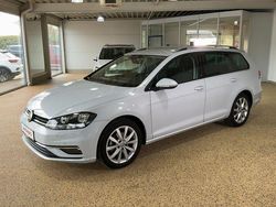 Weiß Gebraucht 2017 VW Golf VII Sound Kombi | 15.890 € (Fairer Preis)