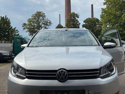 Silber Gebraucht 2014 VW Touran Cup Van / Kleinbus | 6.800 € (Guter Preis)