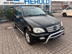 Schwarz Gebraucht 2004 Mercedes ML270 SUV | 10.000 €