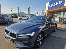 Denim blue / metallic Gebraucht 2022 Volvo V60 Momentum Kombi | 26.990 € (Superpreis)