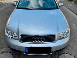 Silber Gebraucht 2001 Audi A4 Ambiente Limousine | 3.500 € (Fairer Preis)