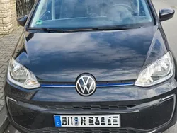 Schwarz Gebraucht 2021 VW e-up! Kleinwagen | 16.000 € (Fairer Preis)