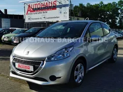 Grau Gebraucht 2014 Peugeot 208 Active Kleinwagen | 4.999 € (Etwas zu teuer)