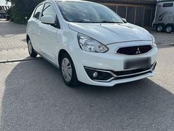 Weiß Gebraucht 2016 Mitsubishi Space Star Diamant Edition Kleinwagen | 5.790 € (Fairer Preis)