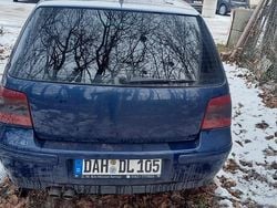 Blau Gebraucht 2002 VW Golf Limousine | 5.500 € (Fairer Preis)