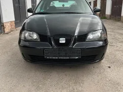 Schwarz Gebraucht 2005 Seat Cordoba Kleinwagen | 1.300 €