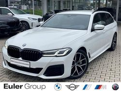 Weiss Gebraucht 2022 BMW 530 Performance Kombi | 41.877 € (Etwas zu teuer)