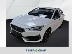 Weiss Gebraucht 2024 Cupra Leon Kombi | 29.450 € (Fairer Preis)