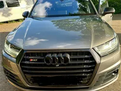 Grau Gebraucht 2017 Audi SQ7 Ambiente SUV | 35.749 € (Fairer Preis)
