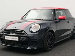 Grau Gebraucht 2024 Mini John Cooper Works Kleinwagen | 33.157 € (Fairer Preis)