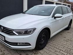 Pure white Gebraucht 2018 VW Passat Comfortline Kombi | 9.990 € (Guter Preis)