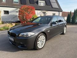 Grau Gebraucht 2011 BMW 525 M Sport Kombi | 8.900 € (Guter Preis)