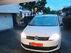 Weiß Gebraucht 2013 VW Sharan Van / Kleinbus | 11.400 € (Fairer Preis)