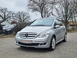 Silber Gebraucht 2006 Mercedes B200 Sport Van / Kleinbus | 5.650 € (Teuer)